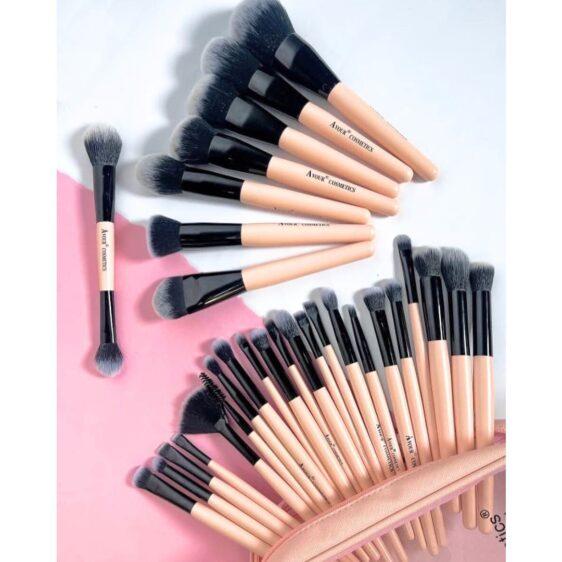 Avour 30-Piece Professional Brush Set
