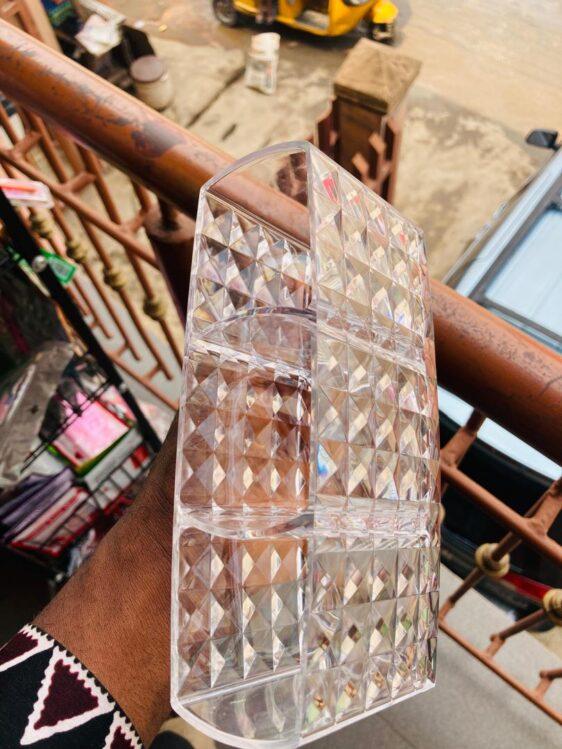 COSMETIC ORGANISER WITH 3 HOLES